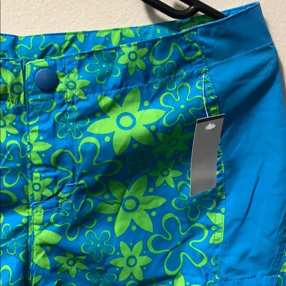 Bongo Women’s Blue Green Shorts, Summer Casual - Picture 4 of 4